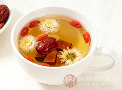 脾胃虚弱的人消化功能较差，胎菊的寒性会进一步削弱脾胃的运化功能