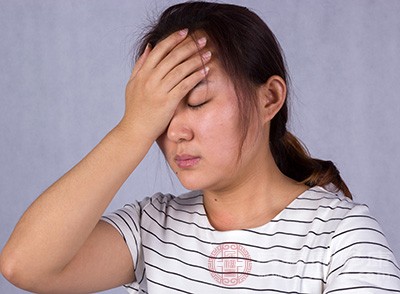 发冷后伴随发热、头痛、乏力、咳嗽等症状