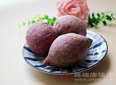 每100克生红薯的热量约为90千卡 每100克生红薯的热量约为90千卡