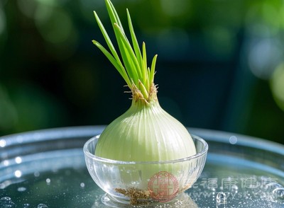 洋葱“冒芽”别慌 能不能吃一文说清