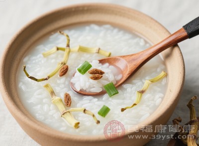 用石斛熬粥也是不錯的選擇