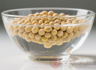 大豆中含有一定量的膳食纤维 大豆中含有一定量的膳食纤维