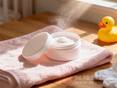 爽身粉的主要作用是保持皮肤干爽