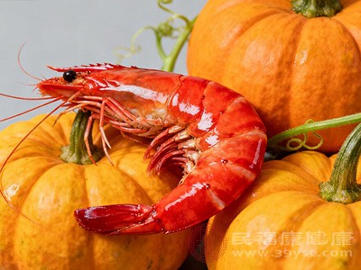 大虾和南瓜不宜同食 大虾和南瓜不宜同食