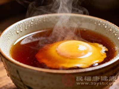 鸡蛋红糖水 甜蜜又养生的“能量小炸弹”