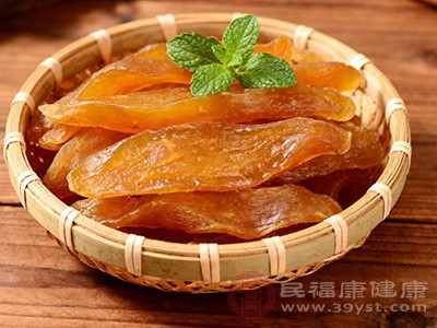 由于水分大量流失,红薯干的热量相比新鲜红薯大幅提升 由于水分大量流失,红薯干的热量相比新鲜红薯大幅提升