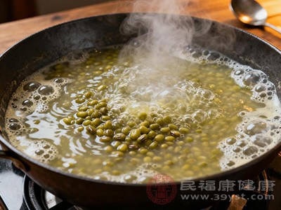 绿豆中的营养成分对肝脏具有一定的保护作用