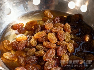 葡萄干和食醋中都含有丰富的抗氧化成分 葡萄干和食醋中都含有丰富的抗氧化成分