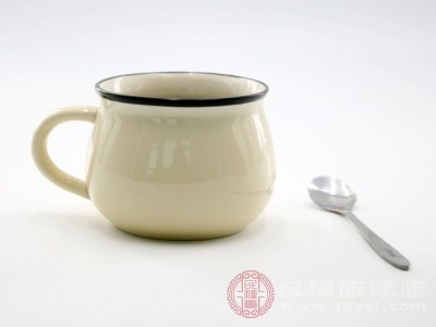 在早上運(yùn)動(dòng)前適量喝咖啡