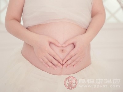 孕妇需要摄入足够的营养以满足自身和胎儿的需求 孕妇需要摄入足够的营养以满足自身和胎儿的需求