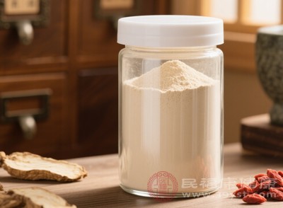 老年人的代謝速度相對較慢，服用天麻粉的劑量應適當減少