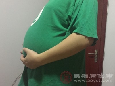 这些糖分进入人体后会迅速被吸收,导致血糖升高 这些糖分进入人体后会迅速被吸收,导致血糖升高