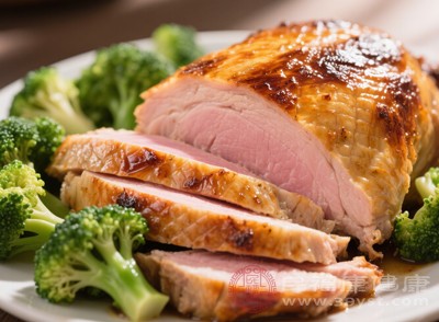 瘦肉（如雞肉、牛肉、豬肉）