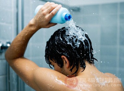 “經(jīng)期不能洗頭”是真的嗎 科學(xué)解讀來了 別再冤枉自己