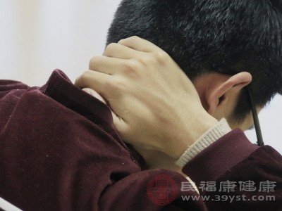 手臂的活动范围也会受限 手臂的活动范围也会受限