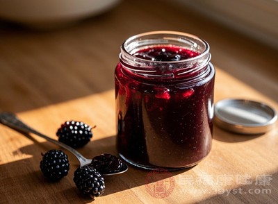 桑葚果醬有什么好處 從營養(yǎng)到功效全解析 這些細(xì)節(jié)要注意