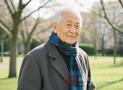 光子嫩肤采用宽光谱彩光，可同时改善皮肤多种问题，包括淡化老人斑