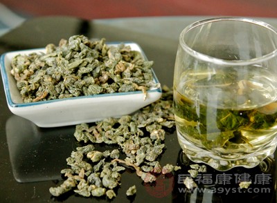 桑葉茶有啥神奇功效 降糖消斑還減肥 速來(lái)圍觀 桑葉茶有啥神奇功效 降糖消斑還減肥 速來(lái)圍觀