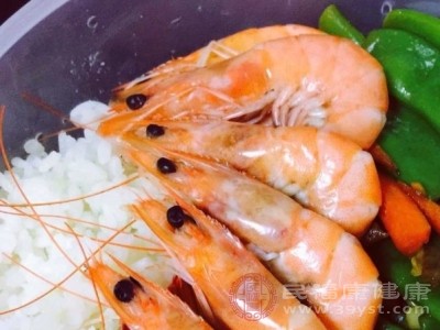 虾配酸奶能解锁新美味 看完再下嘴