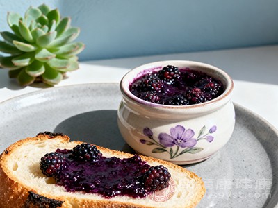 桑葚酱中含有一定量的膳食纤维 桑葚酱中含有一定量的膳食纤维