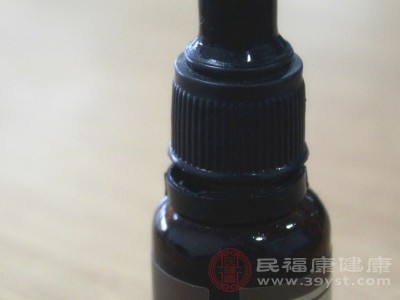 薰衣草精油香气宜人 薰衣草精油香气宜人