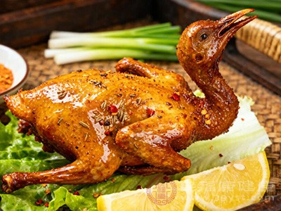 虽然乳鸽营养丰富,但也不能过量食用 虽然乳鸽营养丰富,但也不能过量食用