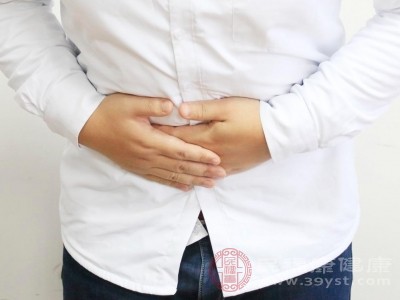 肚子咕噜咕噜响