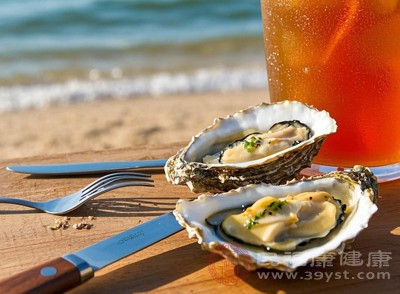 生牡蛎质地沉重,具有重镇安神的作用 生牡蛎质地沉重,具有重镇安神的作用