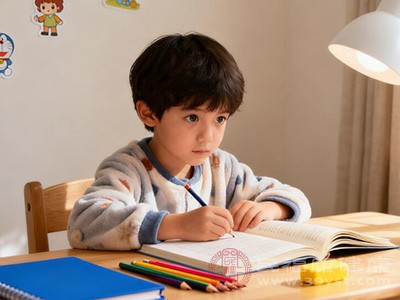 赖氨酸对大脑神经细胞的发育和功能维持有重要意义 赖氨酸对大脑神经细胞的发育和功能维持有重要意义