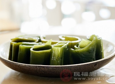 海带可以凉拌、煮汤或炒制
