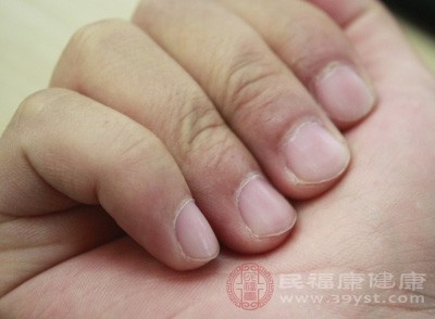 滋养指甲 滋养指甲