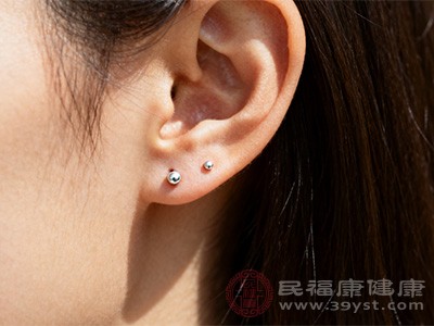 保持耳洞干燥 保持耳洞干燥