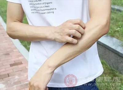 皮膚是人體最大的器官，很多全身性疾病會通過皮膚瘙癢發(fā)出信號