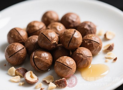 可以每天吃一小把坚果 可以每天吃一小把坚果