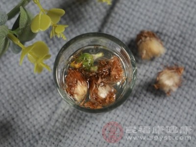 婆婆丁利尿的同时,还能降低尿液中草酸钙等结石成分的浓度 婆婆丁利尿的同时,还能降低尿液中草酸钙等结石成分的浓度