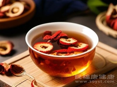 每天用3-5片山楂干