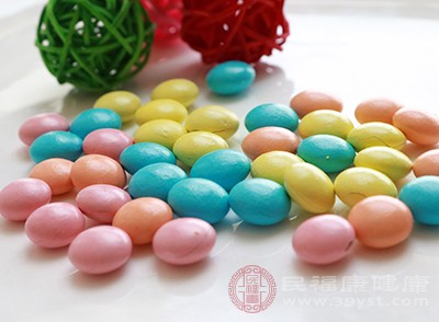 过多的糖分摄入还会影响人体对牛奶中其他营养成分的吸收