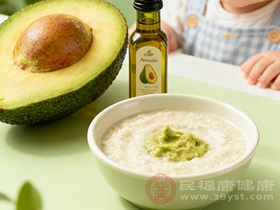 虽然牛油果油对婴儿有诸多好处，但也需要控制食用量