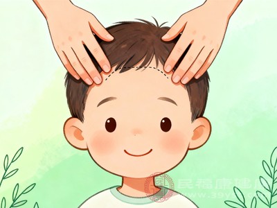 操作时,家长用两拇指自下而上交替直推,每次推30-50次 操作时,家长用两拇指自下而上交替直推,每次推30-50次