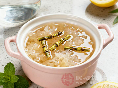 除了糕点，铁皮石斛还能用来制作各种甜品