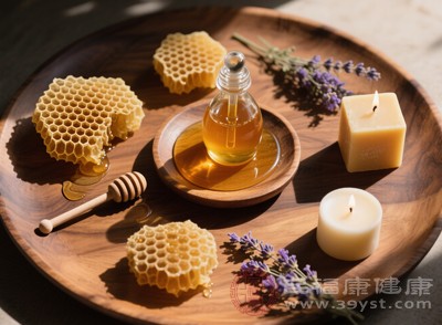 蜂蜜具有润肠通便的作用