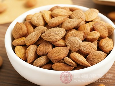 苦杏仁的中毒剂量因人而异