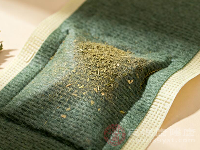 长期使用艾草足贴,能够帮助改善身体的内环境 长期使用艾草足贴,能够帮助改善身体的内环境