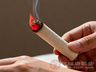 皮肤过敏或有伤口、溃疡的部位,禁止艾灸 皮肤过敏或有伤口、溃疡的部位,禁止艾灸