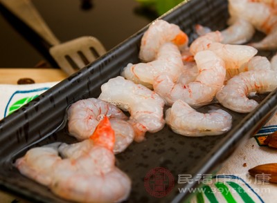 虾、蟹等海鲜也属于高蛋白食物 虾、蟹等海鲜也属于高蛋白食物
