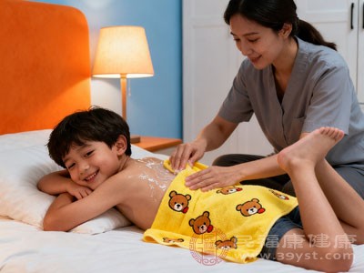 洗澡后及时擦干身体