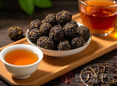 普洱茶分为生茶和熟茶