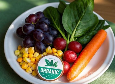 蔬菜水果富含维生素、矿物质和膳食纤维