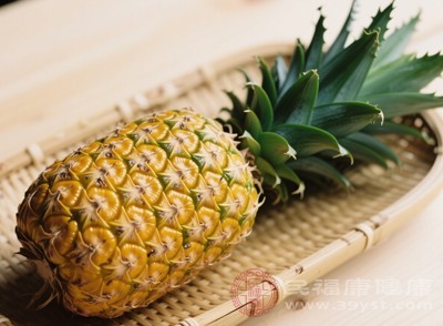 菠蘿空腹吃是甜蜜還是刺激 這份食用指南請(qǐng)收好