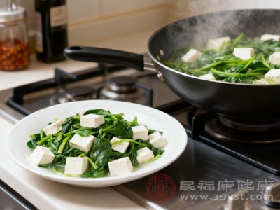 菠菜和豆腐一起吃是安全的 菠菜和豆腐一起吃是安全的
